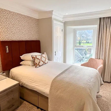 The Hotel 4*