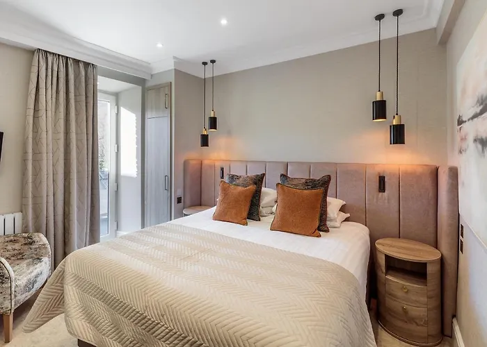 The 4* Borrowdale Valley